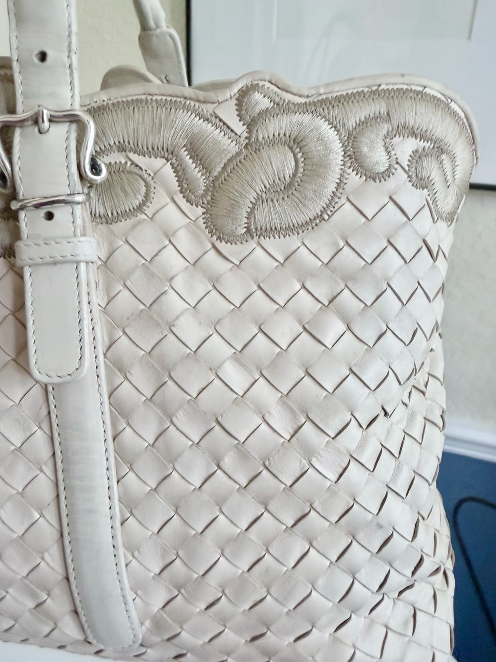 Bottega Veneta Embroidered Nappa Leather Intrecciato Tote Shoulder Bag - Picture 5 of 15